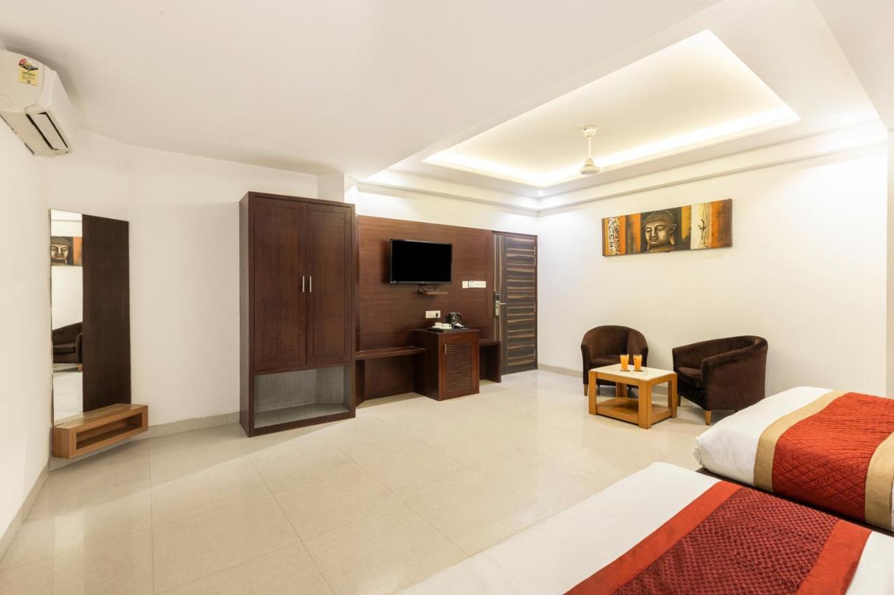 Hotel Star One - Near Delhi Airport Nova Deli Exterior foto