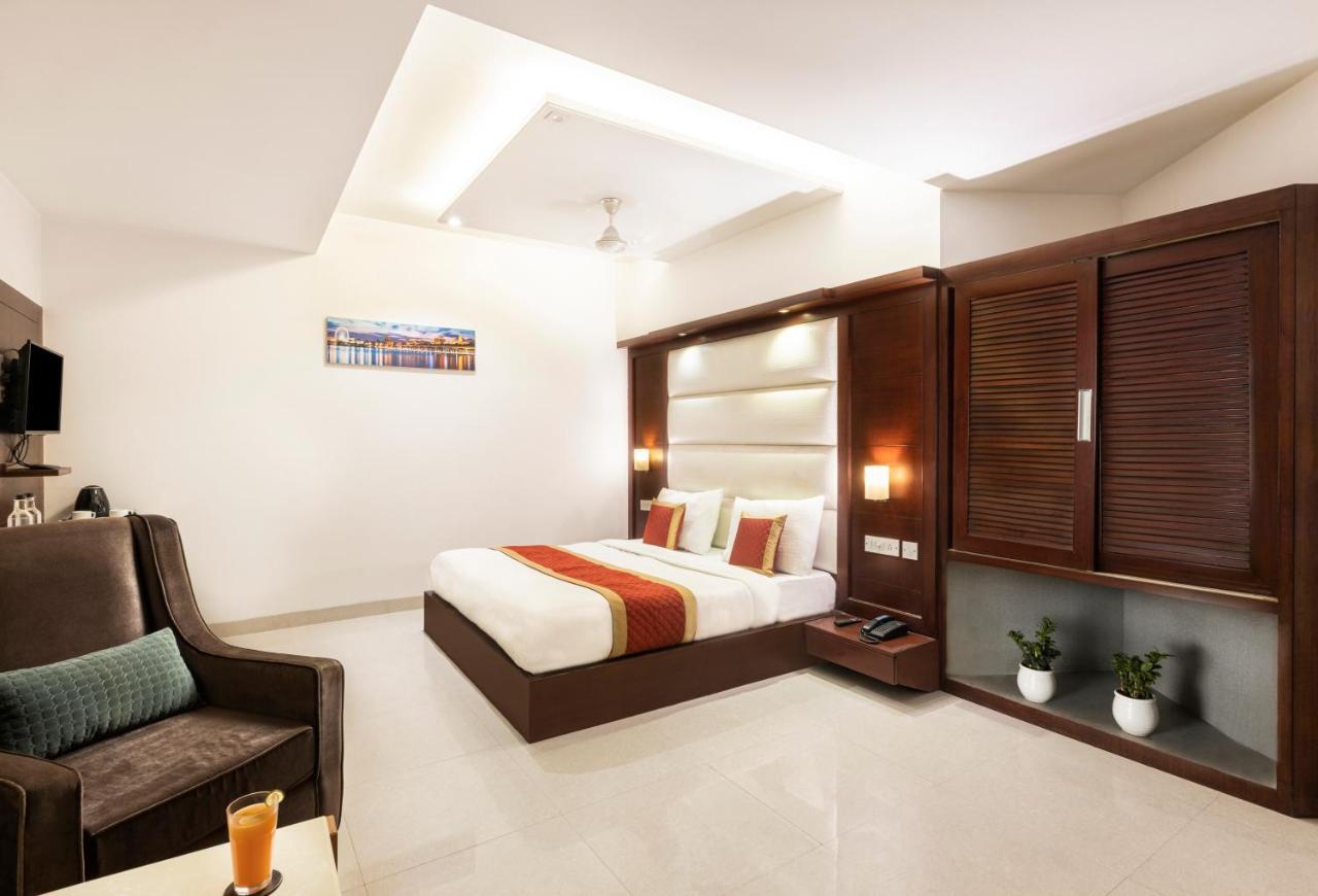 Hotel Star One - Near Delhi Airport Nova Deli Exterior foto